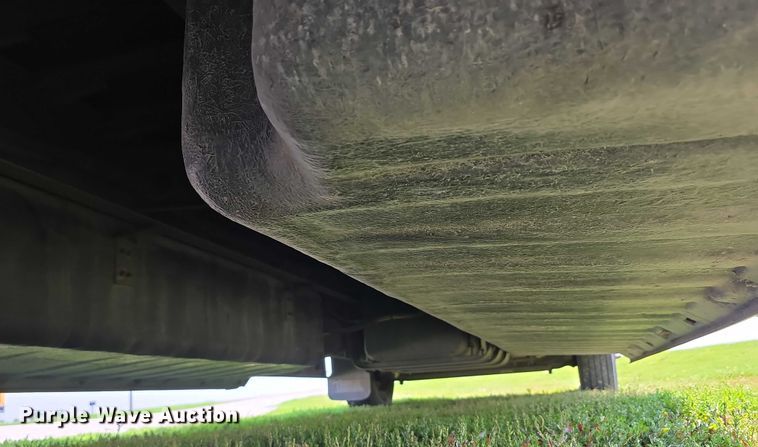 image for item DT6915 2006 Thomas Built Saf-T-Liner school bus