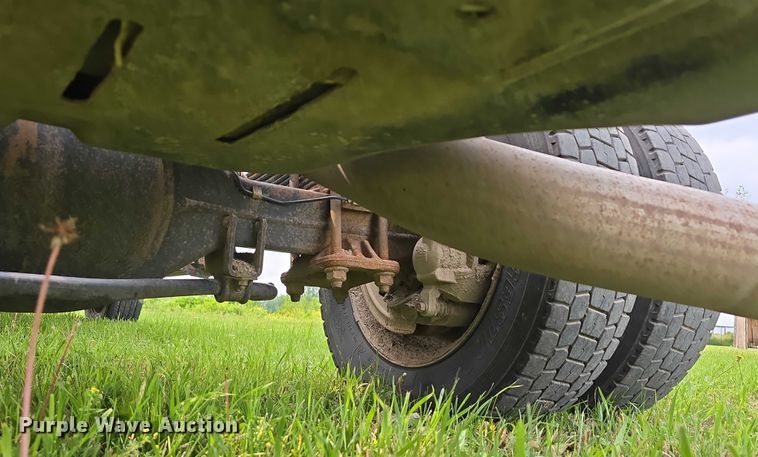 image for item DT6917 2011 Dodge Ram 5500 truck cab and chassis