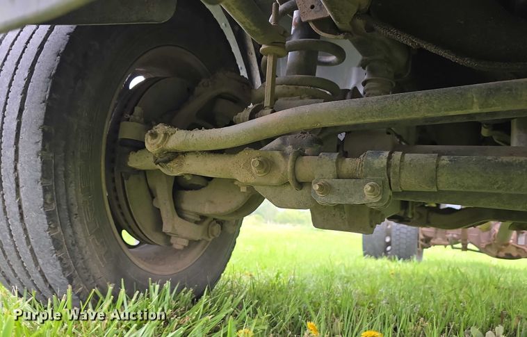 image for item DT6917 2011 Dodge Ram 5500 truck cab and chassis