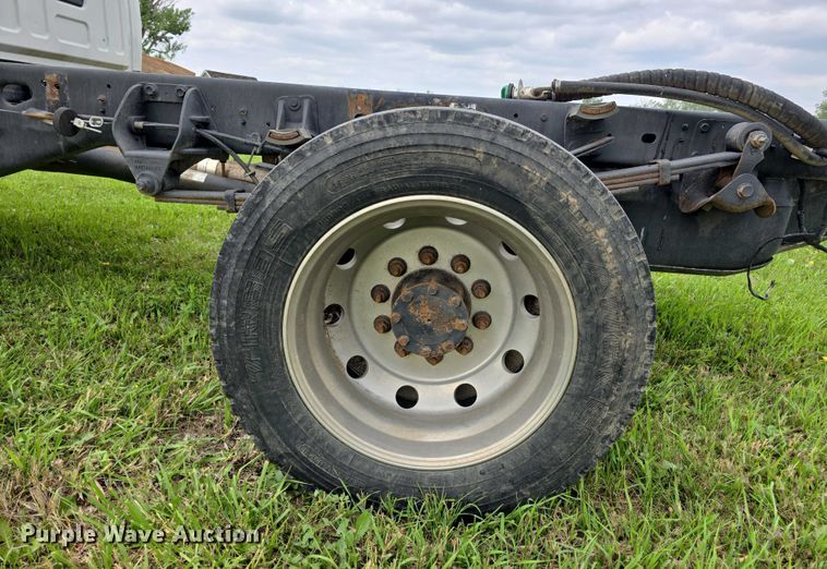 image for item DT6917 2011 Dodge Ram 5500 truck cab and chassis