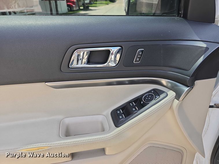 image for item DT6926 2015 Ford Explorer SUV