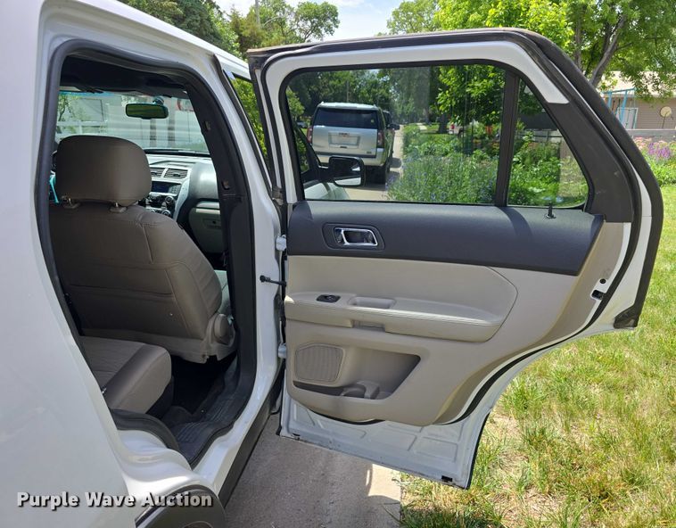 image for item DT6926 2015 Ford Explorer SUV