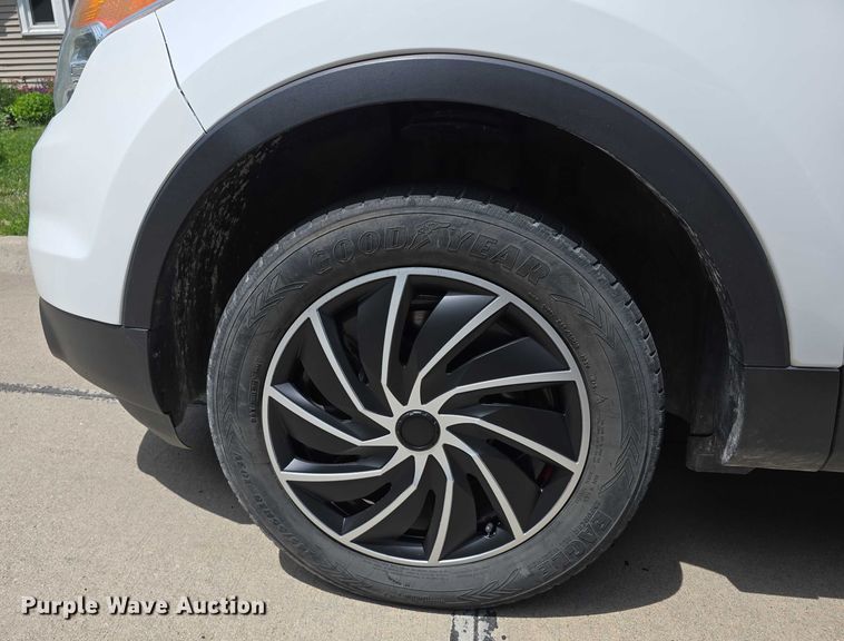 image for item DT6926 2015 Ford Explorer SUV