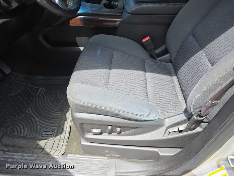 image for item DT6927 2015 GMC Yukon SLE SUV