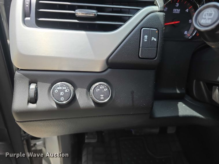 image for item DT6927 2015 GMC Yukon SLE SUV