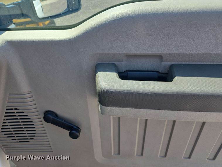 image for item DU7775 2008 Ford F550 flatbed truck