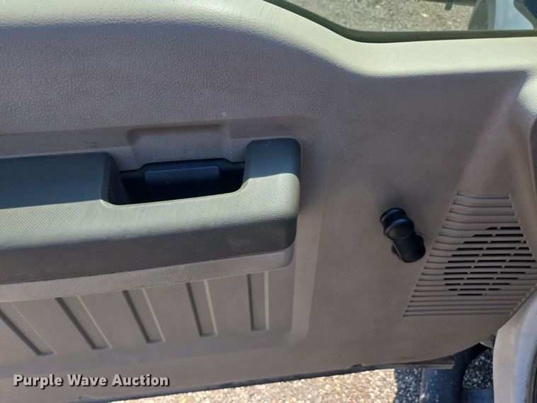 image for item DU7775 2008 Ford F550 flatbed truck