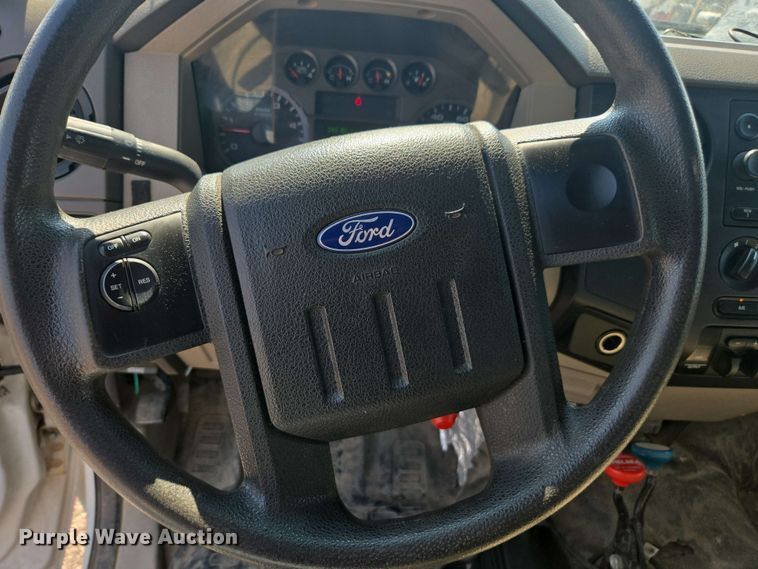 image for item DU7775 2008 Ford F550 flatbed truck