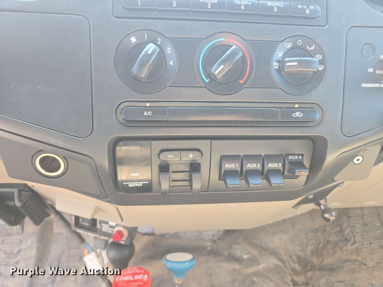 image for item DU7775 2008 Ford F550 flatbed truck