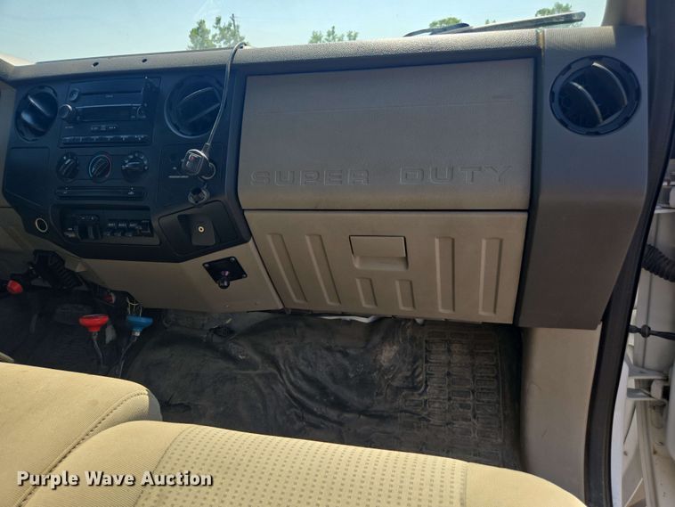 image for item DU7775 2008 Ford F550 flatbed truck