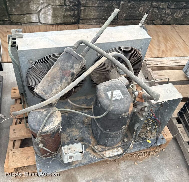 image for item DU7904 (6) AC units