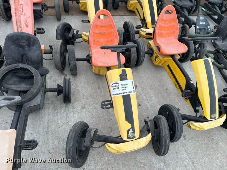 image for item DU7908 Approximately 26 pedal cars