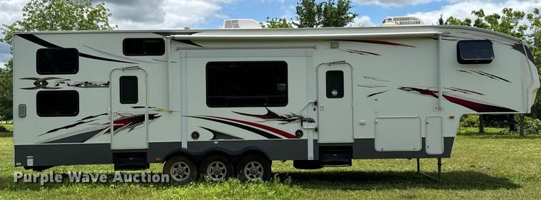 image for item DU9763 2009 Keystone Fuzion FZ363 toy hauler camper