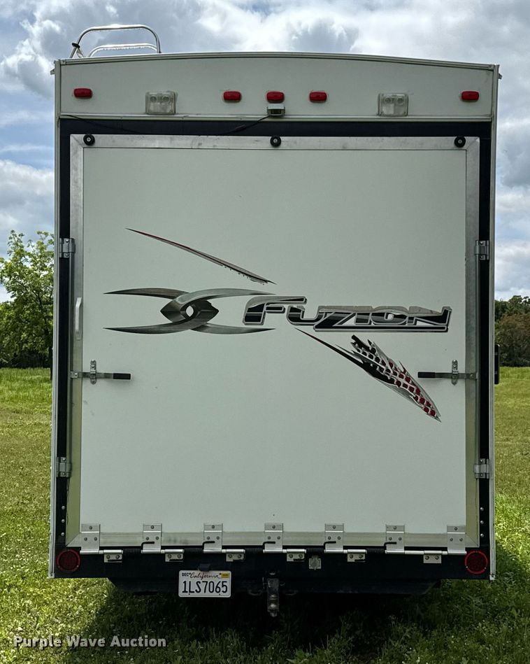 image for item DU9763 2009 Keystone Fuzion FZ363 toy hauler camper