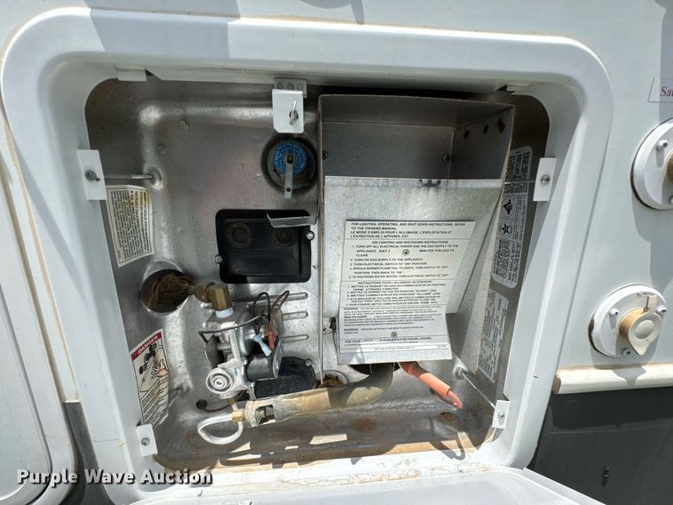 image for item DU9763 2009 Keystone Fuzion FZ363 toy hauler camper