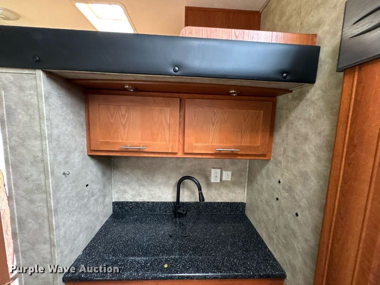 image for item DU9763 2009 Keystone Fuzion FZ363 toy hauler camper