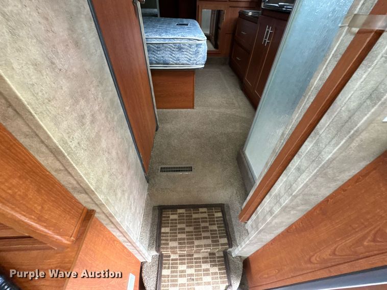 image for item DU9763 2009 Keystone Fuzion FZ363 toy hauler camper