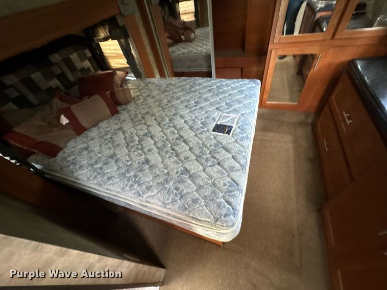 image for item DU9763 2009 Keystone Fuzion FZ363 toy hauler camper