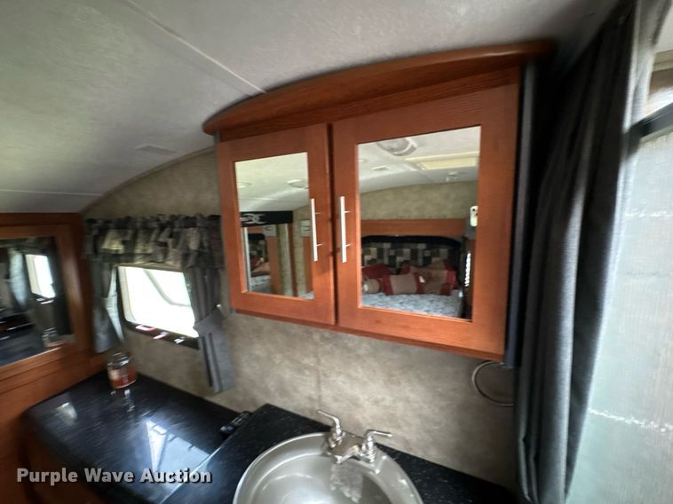 image for item DU9763 2009 Keystone Fuzion FZ363 toy hauler camper