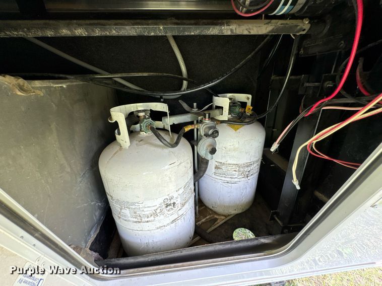 image for item DU9763 2009 Keystone Fuzion FZ363 toy hauler camper