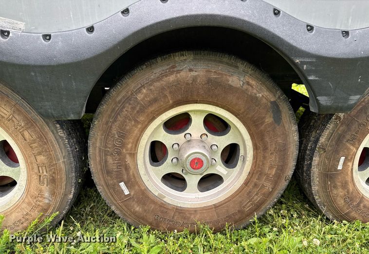 image for item DU9763 2009 Keystone Fuzion FZ363 toy hauler camper