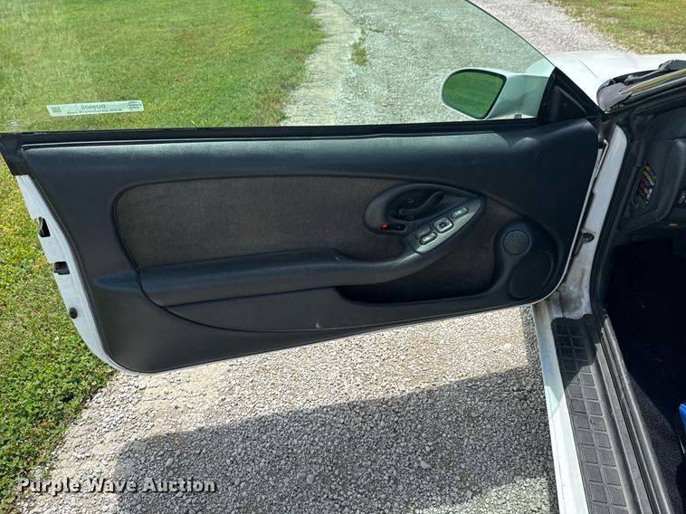 image for item DU9805 1996 Pontiac Firebird 