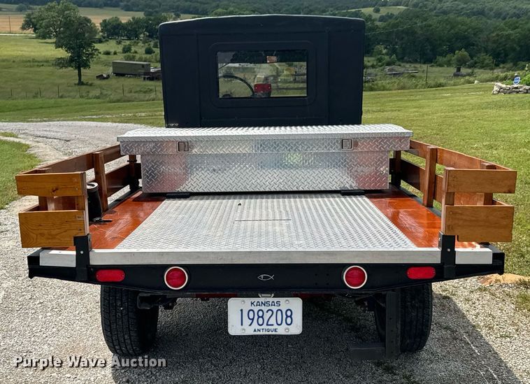 image for item DU9806 1930 Ford Model AA flatbed pickup truck
