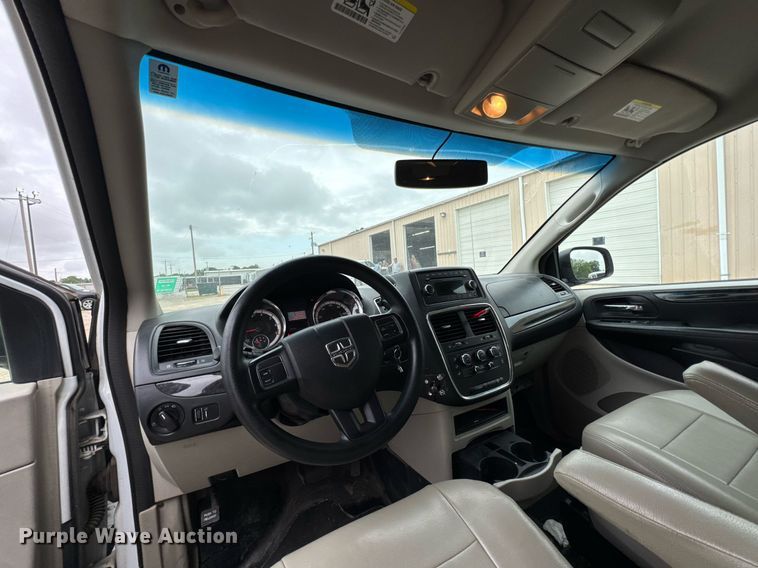 image for item DU9815 2015 Dodge Grand Caravan handicap accessible van