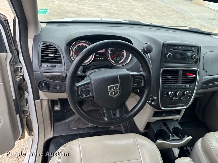 image for item DU9815 2015 Dodge Grand Caravan handicap accessible van