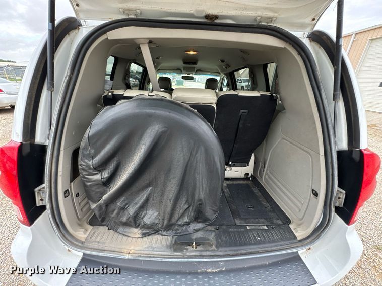 image for item DU9815 2015 Dodge Grand Caravan handicap accessible van