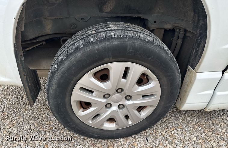 image for item DU9815 2015 Dodge Grand Caravan handicap accessible van