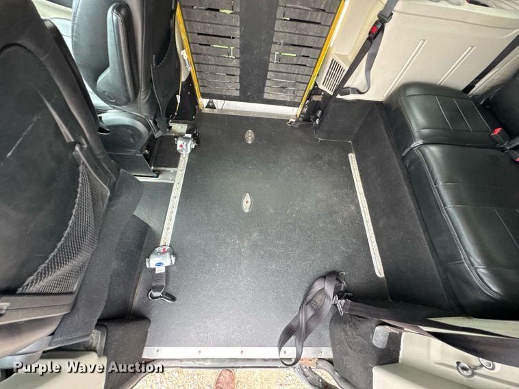 image for item DU9816 2018 Dodge Grand Caravan handicap accessible van