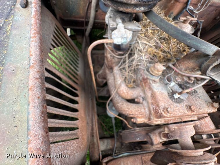 image for item DU9827 International flatbed pickup truck