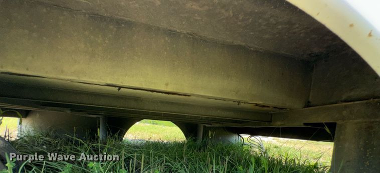 image for item DU9839 Utility bed