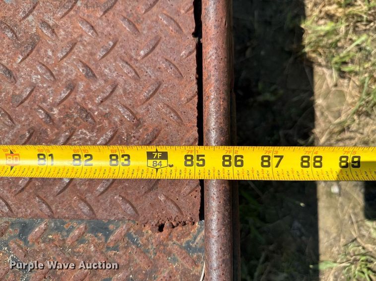 image for item DU9841 Flatbed