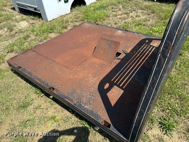 image for item DU9841 Flatbed