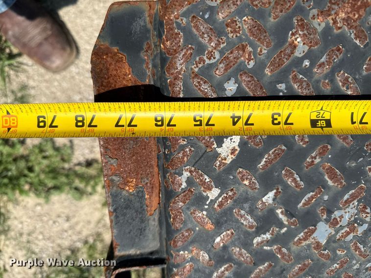 image for item DU9842 Flatbed