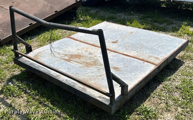 image for item DU9843 Flatbed