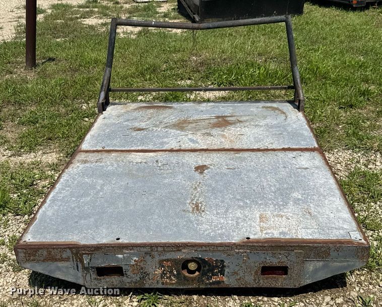 image for item DU9843 Flatbed