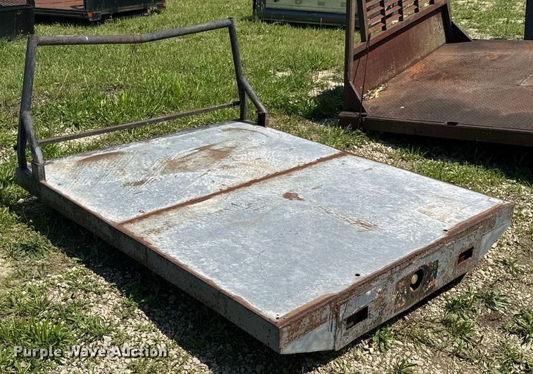 image for item DU9843 Flatbed