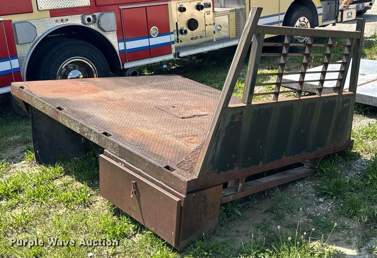 image for item DU9844 Flatbed