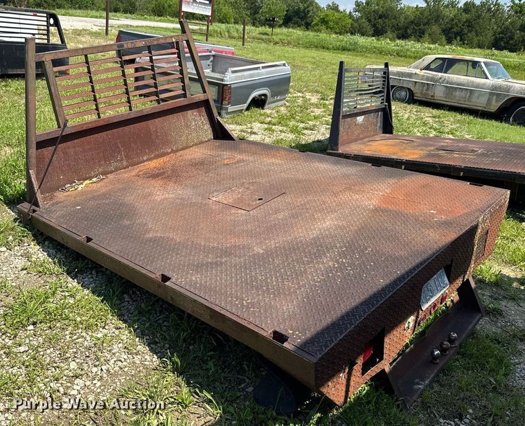 image for item DU9844 Flatbed