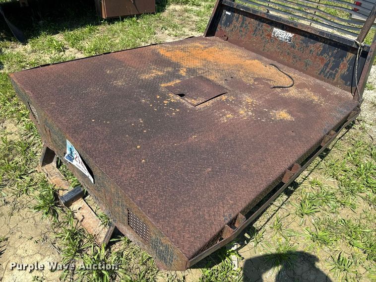 image for item DU9845 Flatbed