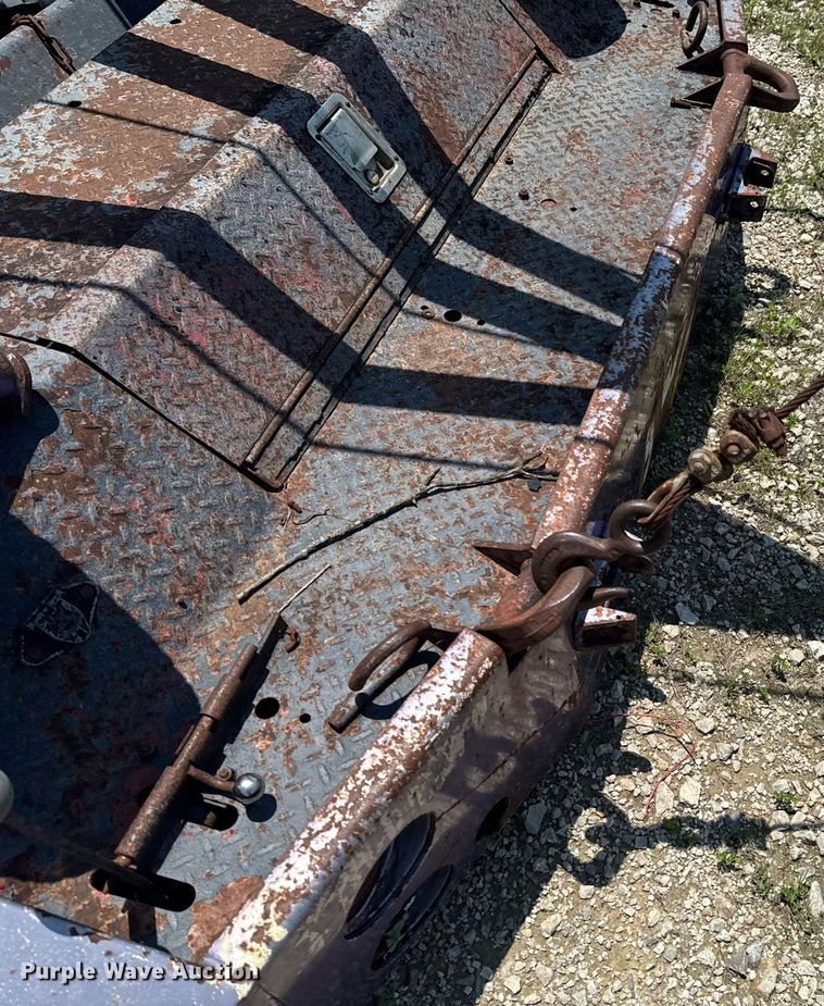 image for item DU9849 Holmes 440 wrecker bed