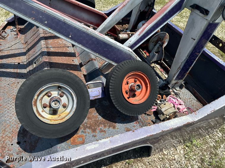 image for item DU9849 Holmes 440 wrecker bed