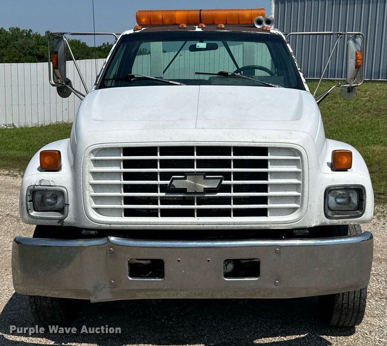 image for item DU9851 1999 GMC C6500 rollback truck