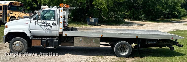 image for item DU9851 1999 GMC C6500 rollback truck