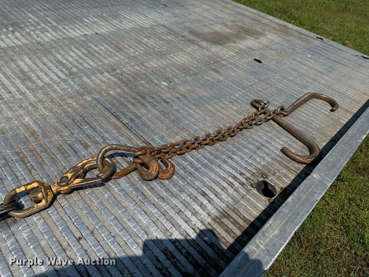 image for item DU9851 1999 GMC C6500 rollback truck