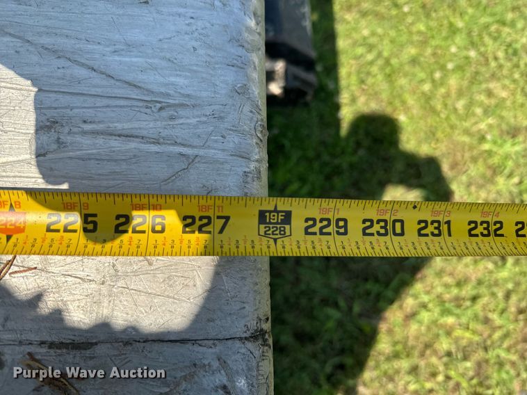 image for item DU9851 1999 GMC C6500 rollback truck