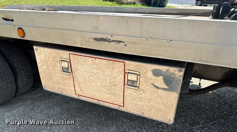 image for item DU9851 1999 GMC C6500 rollback truck